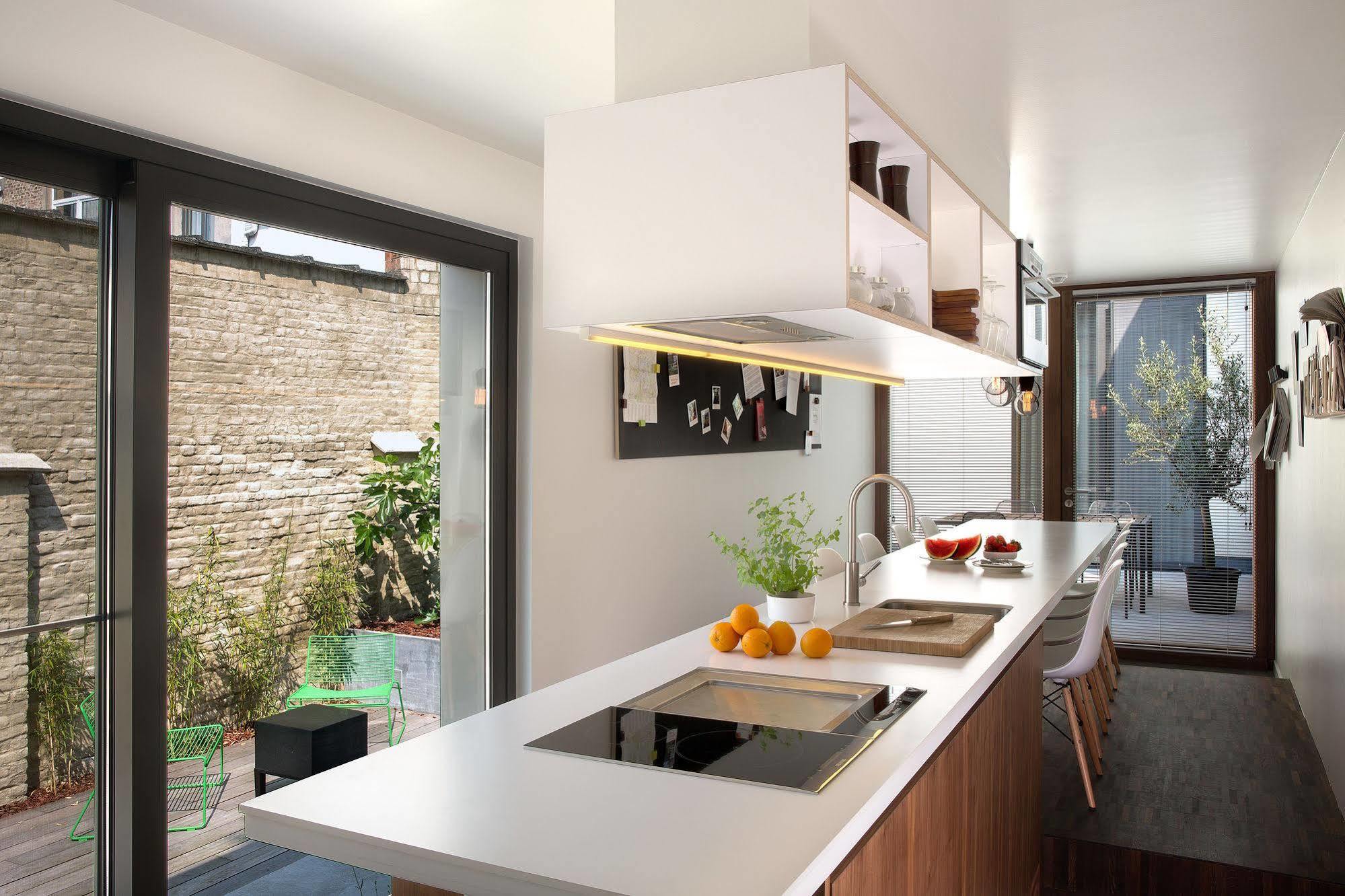 B&B Snooz Inn Gent Bagian luar foto